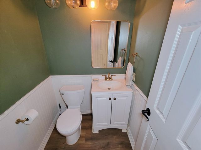 8123 Sunny Ridge Drive, Houston, TX 77095