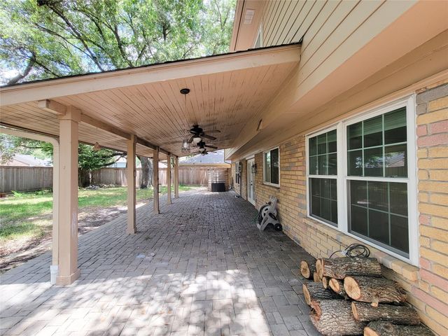 8123 Sunny Ridge Drive, Houston, TX 77095