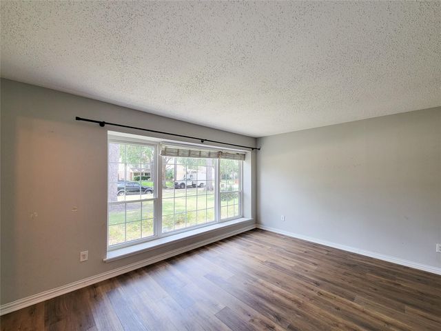 8123 Sunny Ridge Drive, Houston, TX 77095
