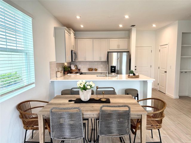 9928 RED CANOE ALLEY, Orlando, FL 32832