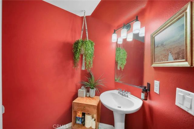 28360 Mirabelle, Saugus, CA 91350