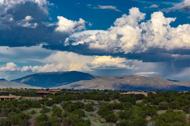 4 Hacienda Vaquero, Lot 1, Santa Fe, NM 87501