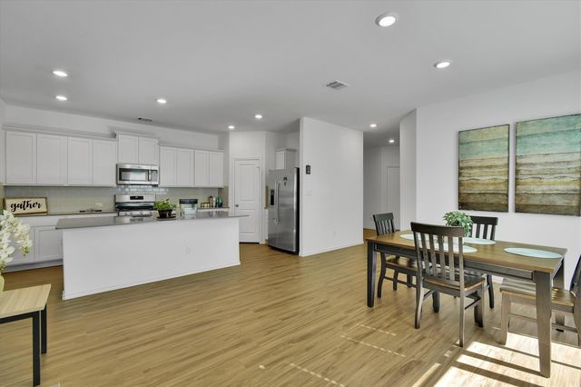 1621 Brueggerhoff RD, Leander, TX 78641