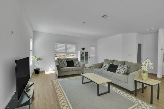 1621 Brueggerhoff RD, Leander, TX 78641