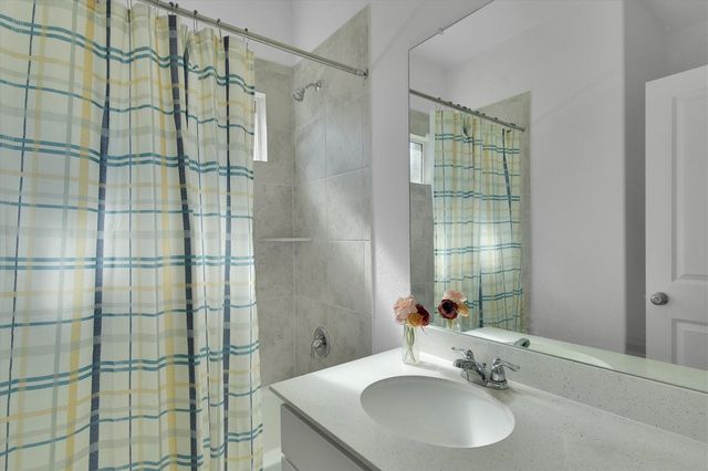 1621 Brueggerhoff RD, Leander, TX 78641