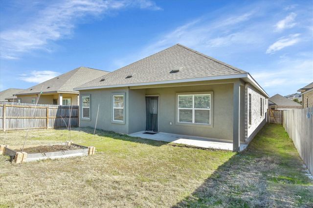 1621 Brueggerhoff RD, Leander, TX 78641