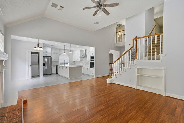 3214 Richland Drive, Sugar Land, TX 77478