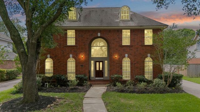 3214 Richland Drive, Sugar Land, TX 77478