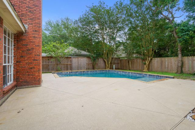 3214 Richland Drive, Sugar Land, TX 77478