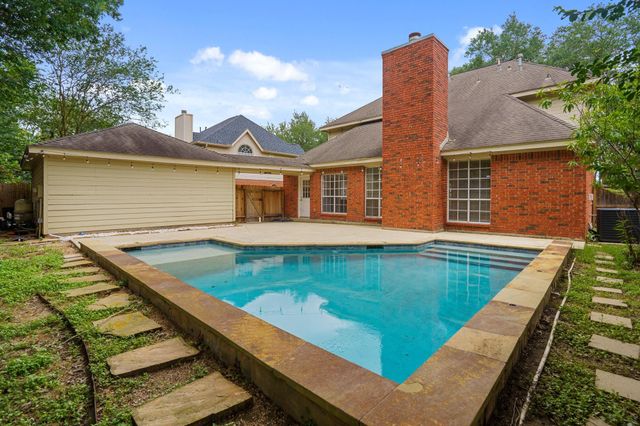 3214 Richland Drive, Sugar Land, TX 77478