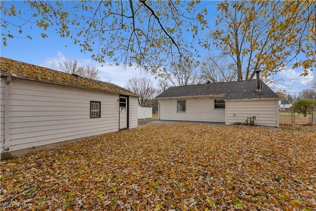 7402 Sierra Madre Trail, Boardman, OH 44512