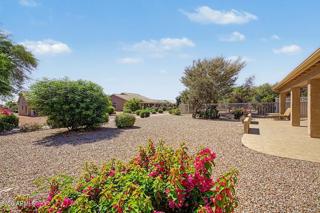 Image 2 of property listing at 24013 S STARCREST Drive, Sun Lakes, AZ 85248