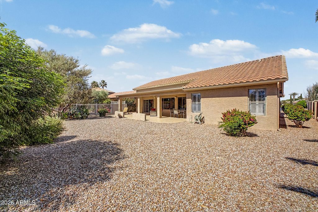 Image 25 of property listing at 24013 S STARCREST Drive, Sun Lakes, AZ 85248