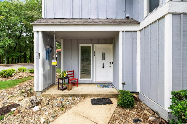 144 La Vista Lane, Hot Springs Village, AR 71909