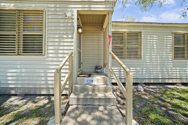 718 Ralston, Corpus Christi, TX 78404