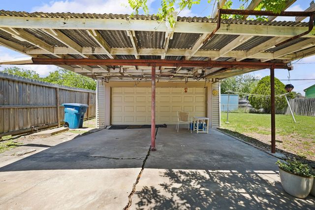 718 Ralston, Corpus Christi, TX 78404