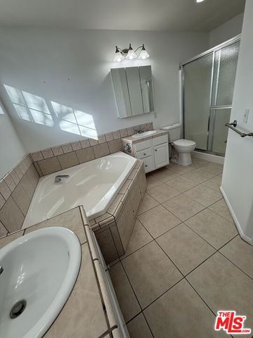 57465 Warren Way, Yucca Valley, CA 92284