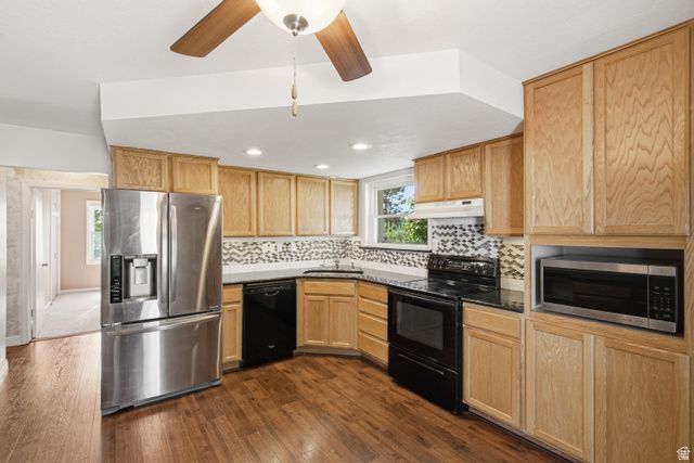 355 E 825 N, Centerville, UT 84014