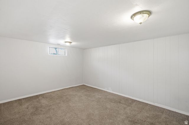 355 E 825 N, Centerville, UT 84014