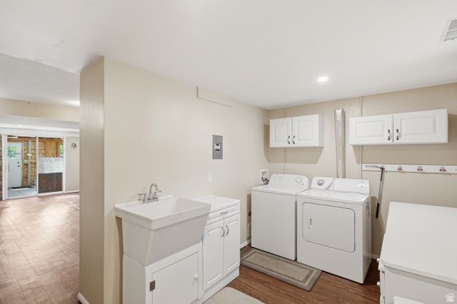 355 E 825 N, Centerville, UT 84014