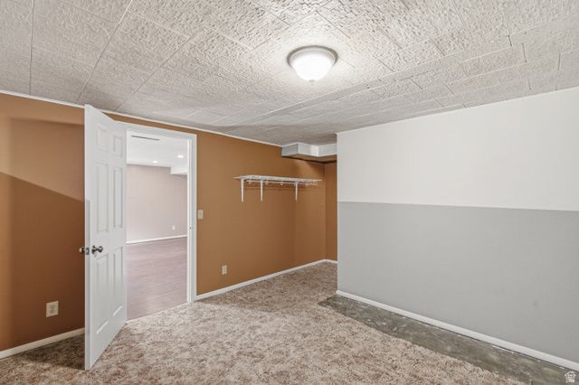 355 E 825 N, Centerville, UT 84014