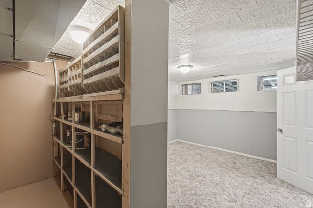 355 E 825 N, Centerville, UT 84014