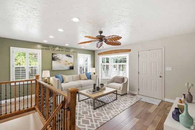 355 E 825 N, Centerville, UT 84014