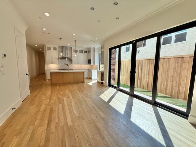 4423 Emerson Avenue, University Park, TX 75205