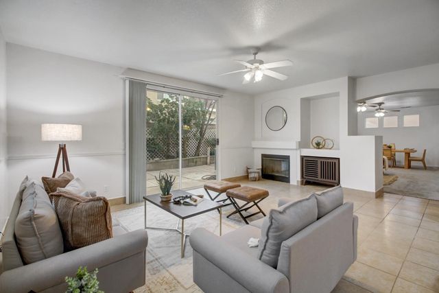 8545 Dewberry Way, Elk Grove, CA 95624