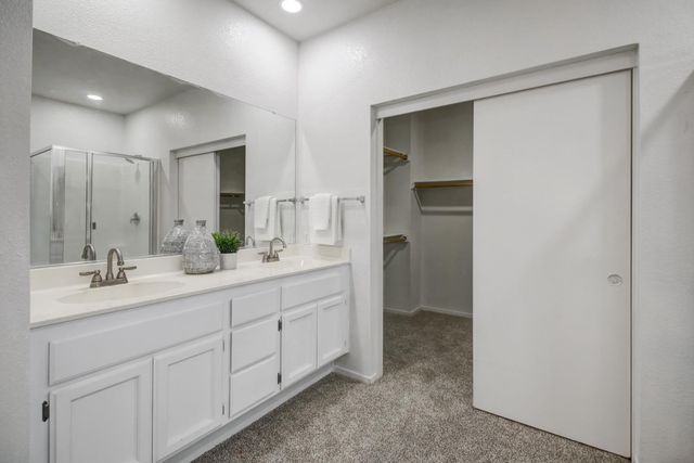 8545 Dewberry Way, Elk Grove, CA 95624