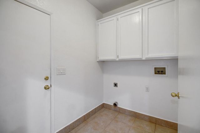 8545 Dewberry Way, Elk Grove, CA 95624