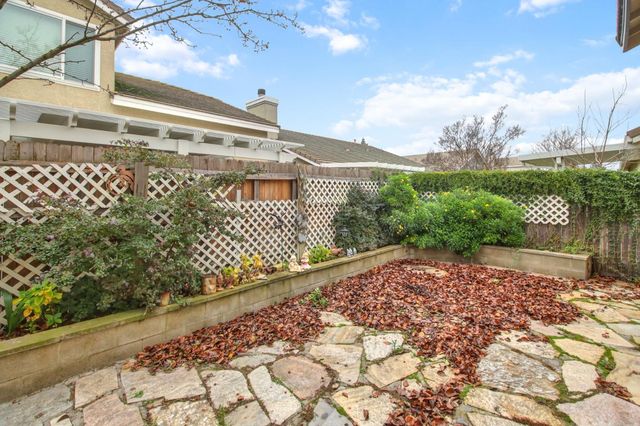 8545 Dewberry Way, Elk Grove, CA 95624