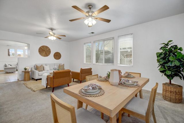 8545 Dewberry Way, Elk Grove, CA 95624