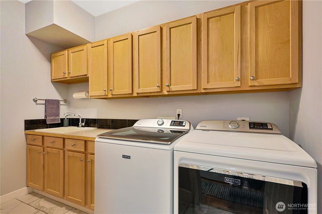 34620 32nd Avenue E, Eatonville, WA 98328