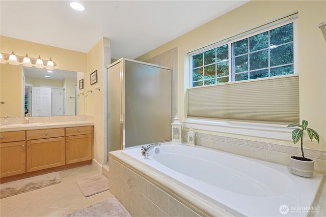 34620 32nd Avenue E, Eatonville, WA 98328