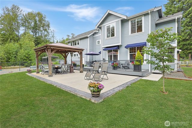 34620 32nd Avenue E, Eatonville, WA 98328