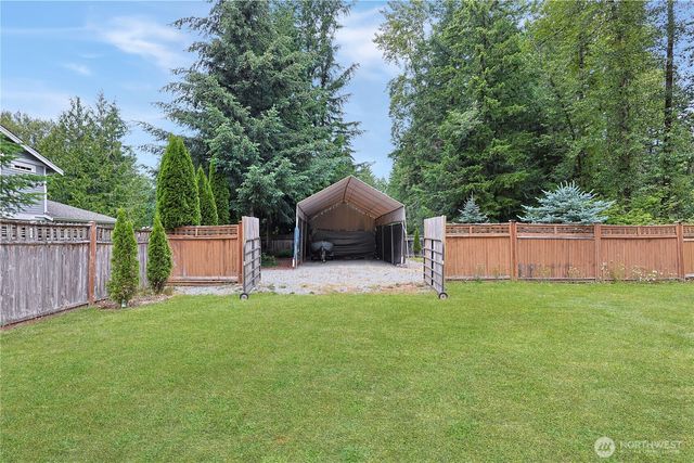 34620 32nd Avenue E, Eatonville, WA 98328