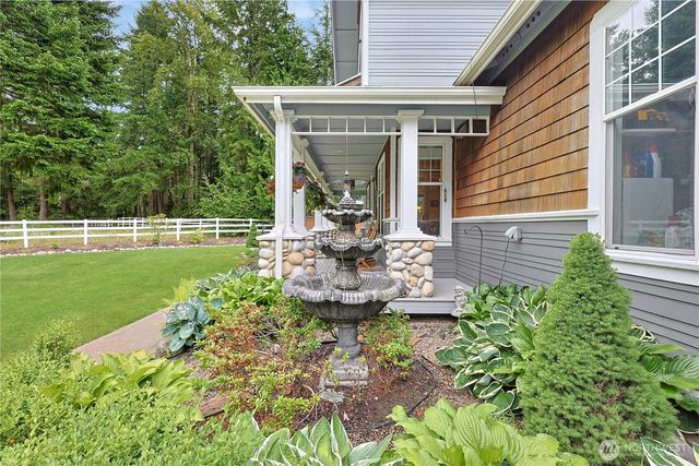 34620 32nd Avenue E, Eatonville, WA 98328