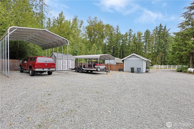 34620 32nd Avenue E, Eatonville, WA 98328