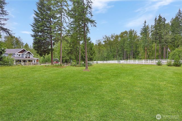34620 32nd Avenue E, Eatonville, WA 98328