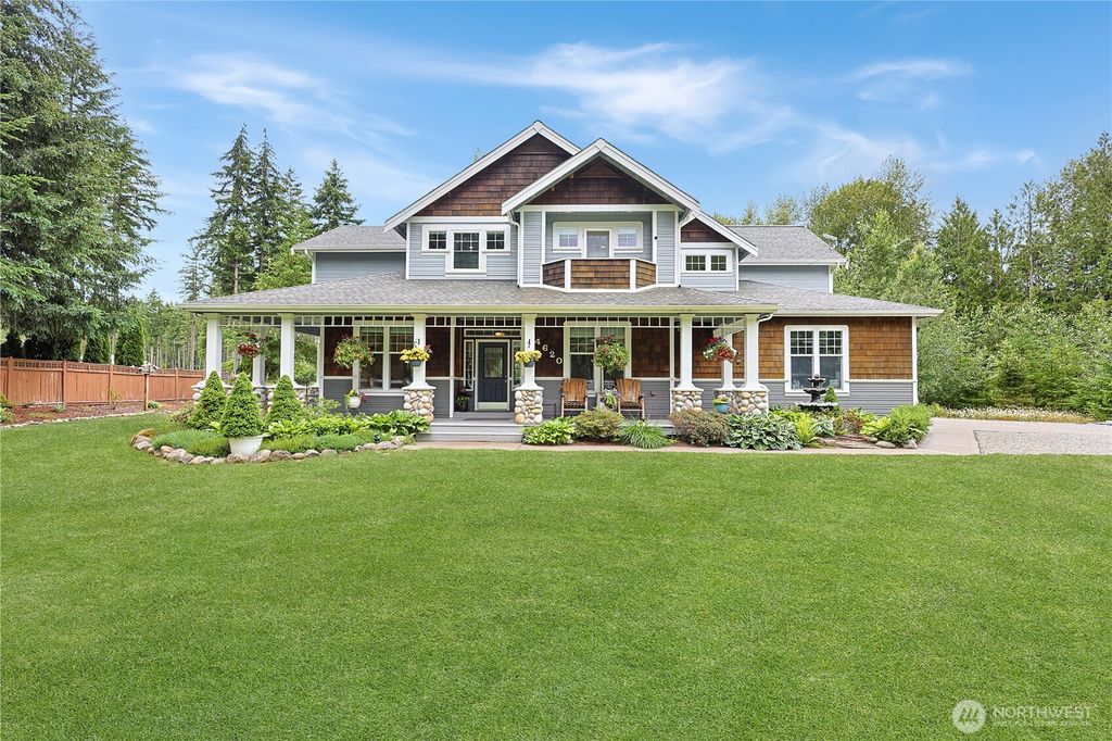 34620 32nd Avenue E, Eatonville, WA 98328
