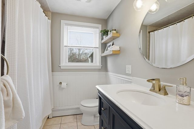 24 Clark St, Salem, MA 01970