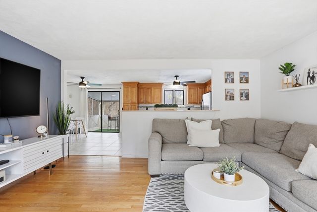 24 Clark St, Salem, MA 01970