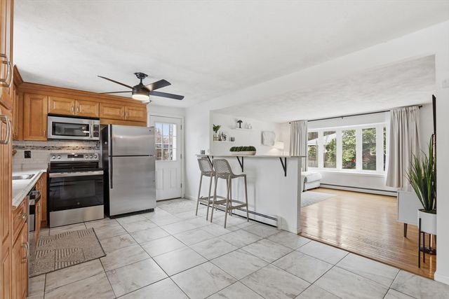 24 Clark St, Salem, MA 01970