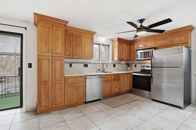 24 Clark St, Salem, MA 01970