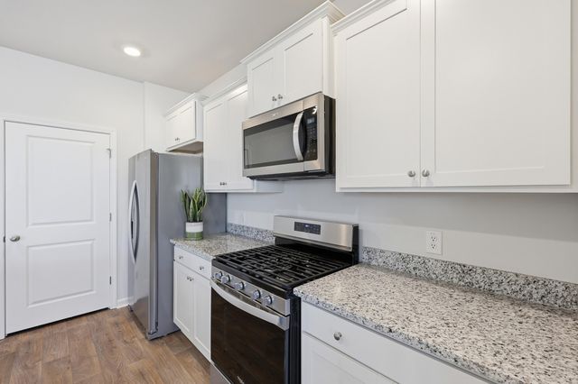 717 Ladywood Drive, Summerville, SC 29486