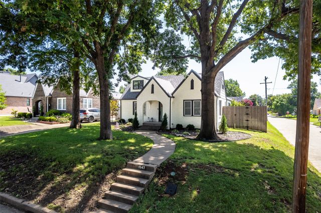 1547 S Columbia Place, Tulsa, OK 74104