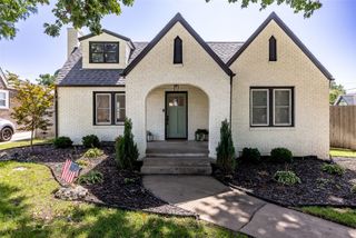 1547 S Columbia Place, Tulsa, OK 74104