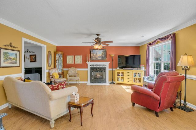 6 Kingfisher Drive, Simpsonville, SC 29680