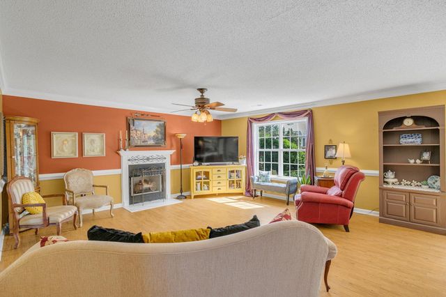 6 Kingfisher Drive, Simpsonville, SC 29680